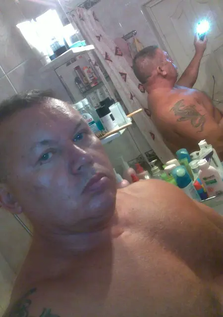 Я Толя, 59, знакомлюсь без обязательств в Вологде