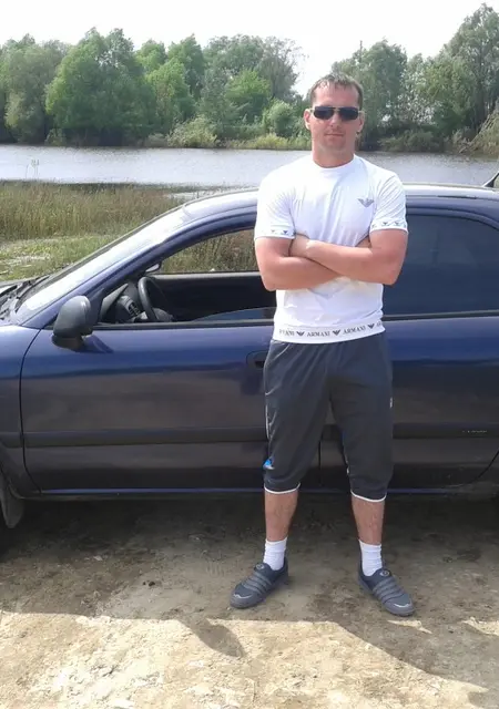 Дмитрий из Сасова, мне 43, познакомлюсь на одну ночь