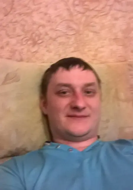 Денис из Старой Руссы, мне 38, познакомлюсь для вирта