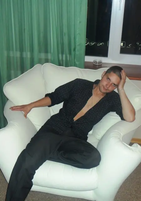 Ilya из Ухты, ищу на сайте знакомства на одну ночь