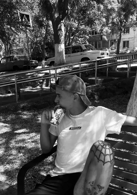 Я Дима, 25, знакомлюсь на одну ночь в Феодосии