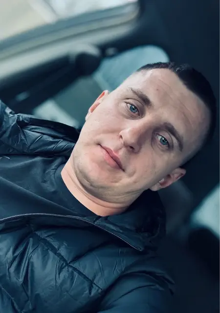 Владислав из Калтана, мне 29, познакомлюсь для открытые отношения