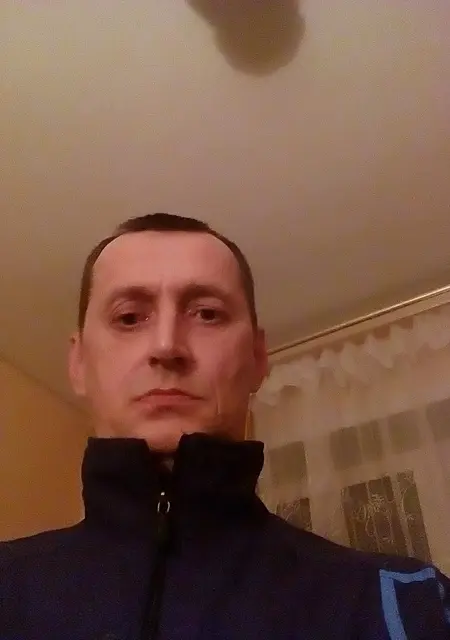 Я Евгений, 52, из Березников, ищу знакомства без обязательств