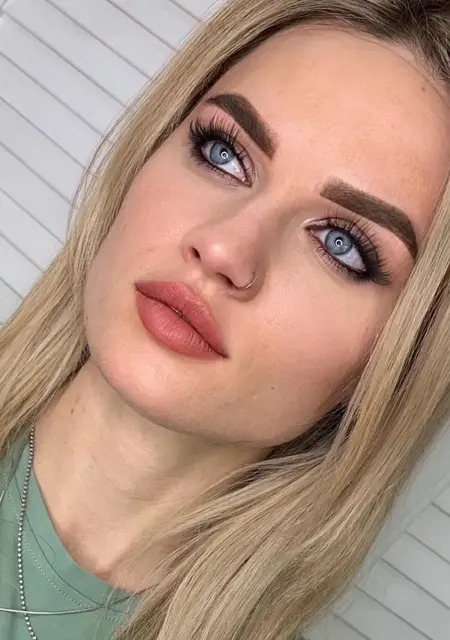 Лиза из Александрова, мне 21, познакомлюсь на одну ночь