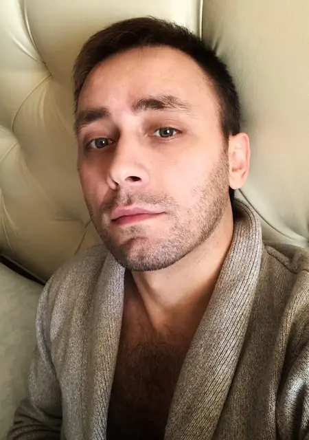 Rustam из Салехарда, ищу на сайте общение