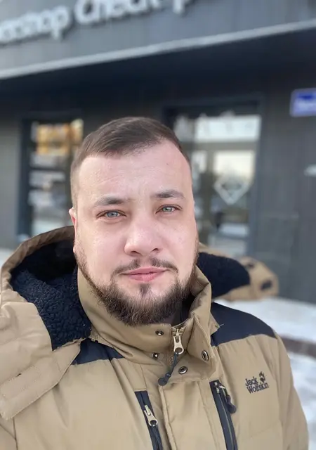 Я Илья, 33, из Иркутска, ищу знакомство для приятного времяпровождения