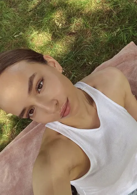 Алина из Брянска, ищу на сайте совместные путешествия