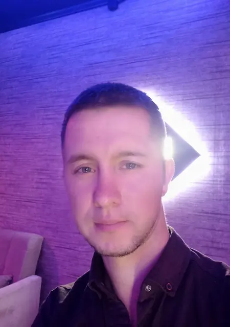 Santinel из Омска, мне 35, познакомлюсь для приятного времяпровождения