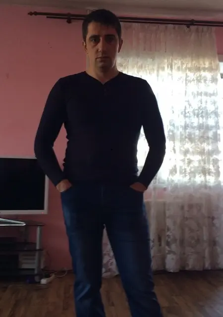 Арман из Слюдянки, ищу на сайте приятное времяпровождение