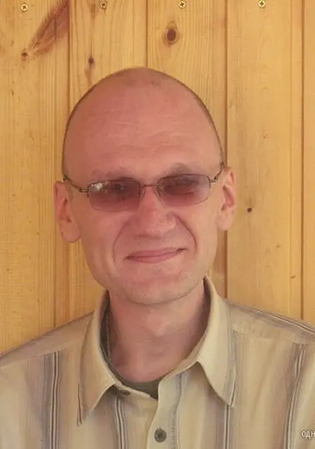 Я Ростислав, 49, из Протвина, ищу знакомства без обязательств