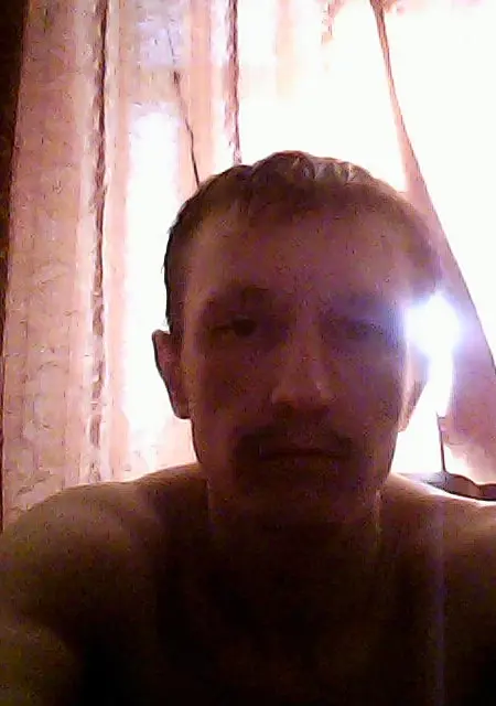 Я Евгений, 39, из Лесколова, ищу знакомства без обязательств