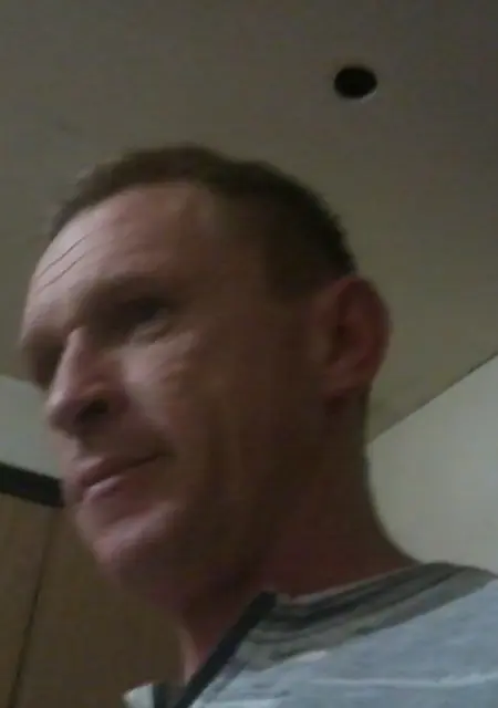 Я Aleksandr, 56, из Березина, ищу знакомства на одну ночь