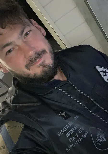 Ilia из Ростова-на-Дону, мне 28, познакомлюсь для приятного времяпровождения