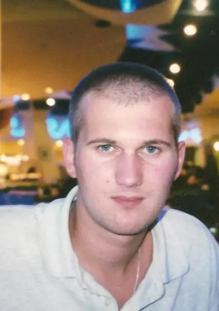 Я Вадим, 43, из Армавира, ищу знакомство для вирта