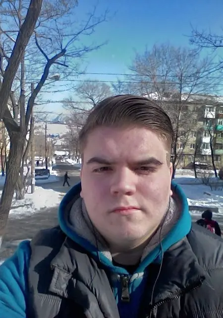 Даниил из Находки, мне 31, познакомлюсь без обязательств