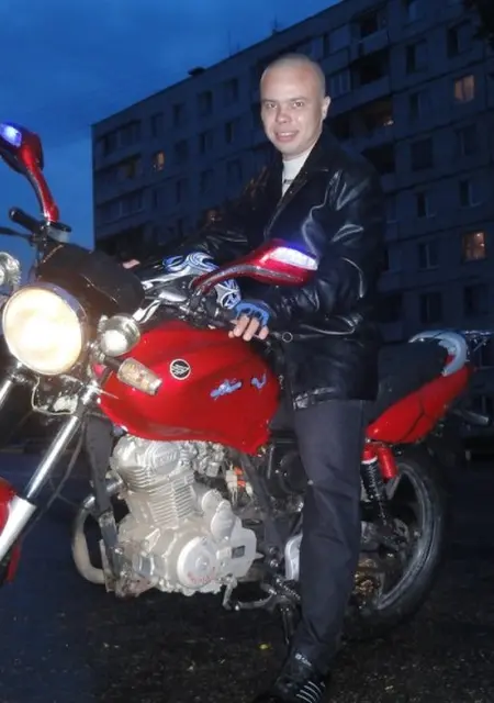 Я Алекс, 38, из Железнодорожного, ищу знакомства без обязательств