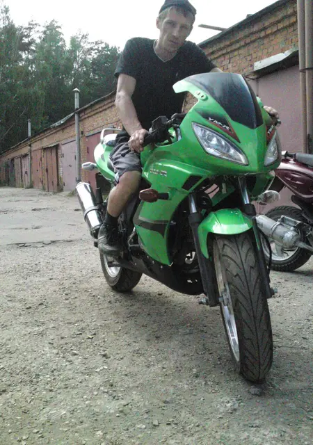 Я Дима, 44, знакомлюсь без обязательств в Серпухове