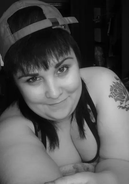 Яна из Таганрога, ищу на сайте дружбу