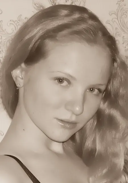 Рина из Великого Новгорода, мне 34, познакомлюсь на одну ночь