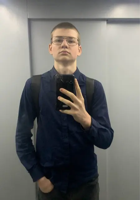 Григорий из Гатчины, ищу на сайте знакомства на одну ночь