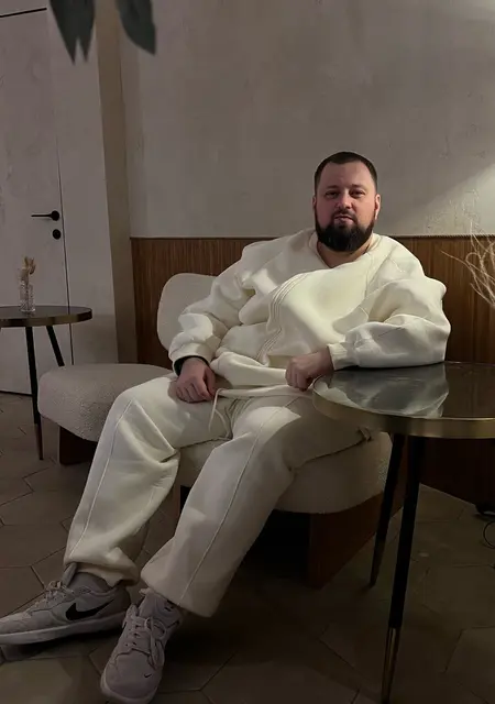 Я Андрей, 33, из Оренбурга, ищу знакомство для постоянных отношений