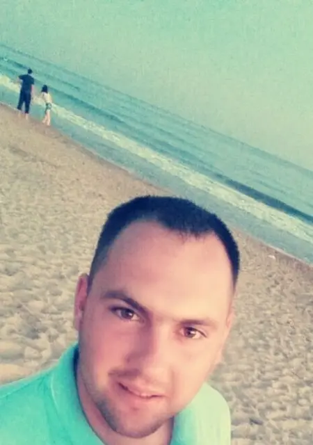 Maksimilian из Славянска-на-Кубани, ищу на сайте приятное времяпровождение