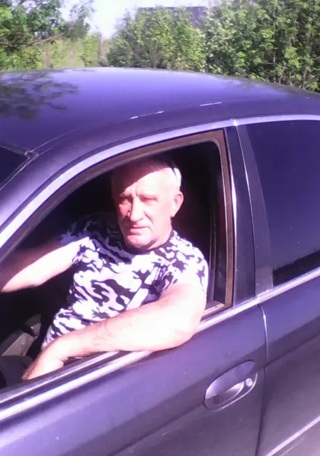Я Валерий, 68, из Тамбова, ищу знакомство для дружбы