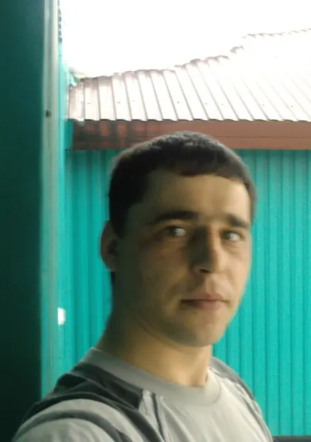 Lesha из Торжка, ищу на сайте знакомства без обязательств