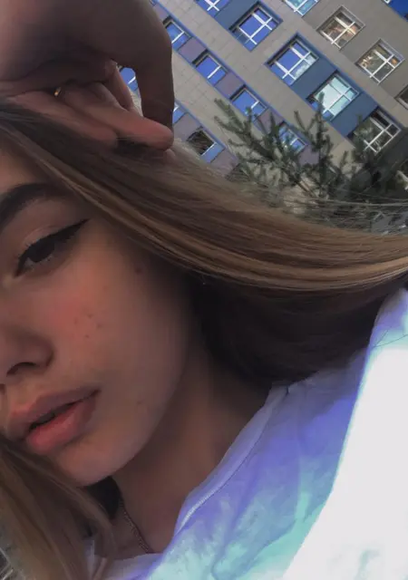 Я Кристина, 23, из Зеленограда, ищу знакомство для приятного времяпровождения