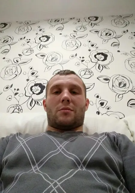 Я Тим, 39, из Михайлова, ищу знакомство для приятного времяпровождения