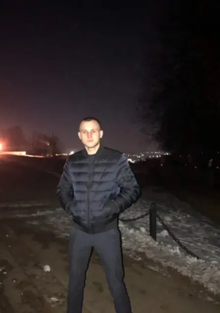 Я Диитрий, 25, из Дмитрова, ищу знакомства на одну ночь