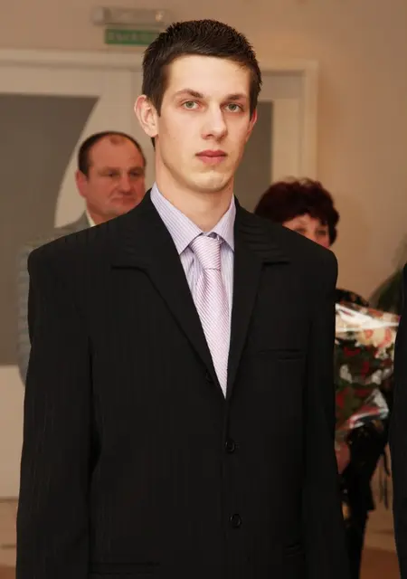 Slava из Борисова, ищу на сайте постоянные отношения