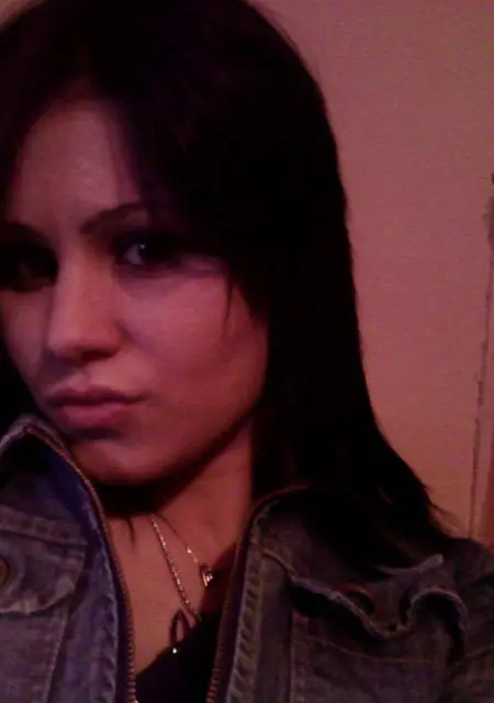 Я Аврора, 21, из Тамбовки, ищу знакомство для постоянных отношений