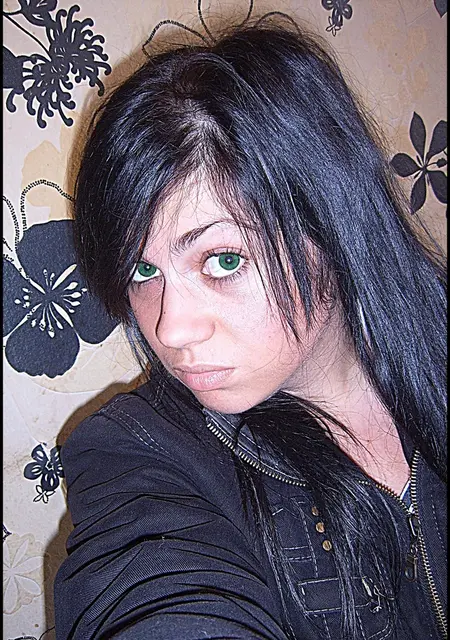 Василиса из Нижнего Ломова, мне 20, познакомлюсь для общения