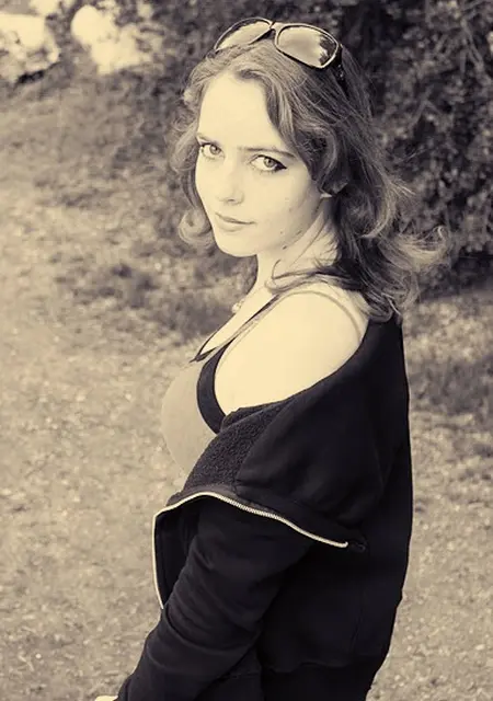 Я Елизавета, 18, знакомлюсь для вирта в Красном Селе