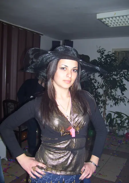 Я Злата, 24, из Электрогорска, ищу знакомство для постоянных отношений