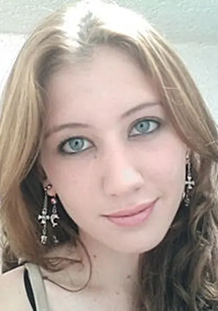 Инесса из Фокина, мне 21, познакомлюсь для вирта