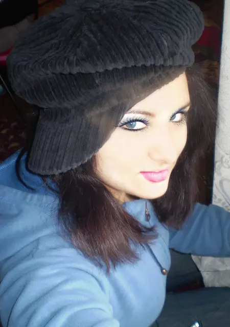 Злата из Верхней Туры, мне 22, познакомлюсь для вирта