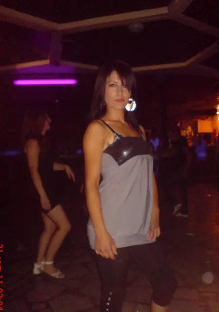 Я Яна, 20, из Моревки, ищу знакомства без обязательств