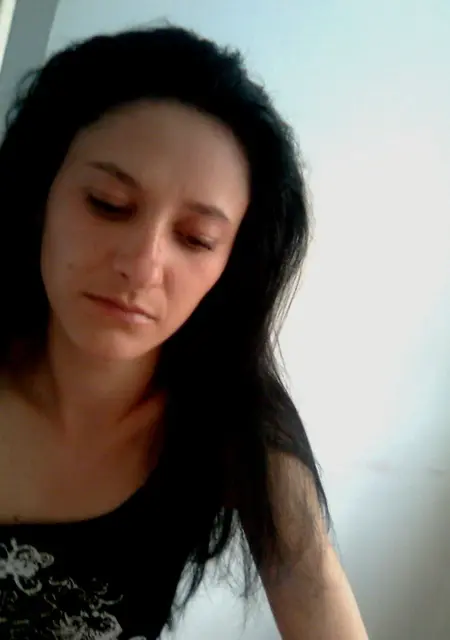 Лариса из Томска, мне 24, познакомлюсь для общения