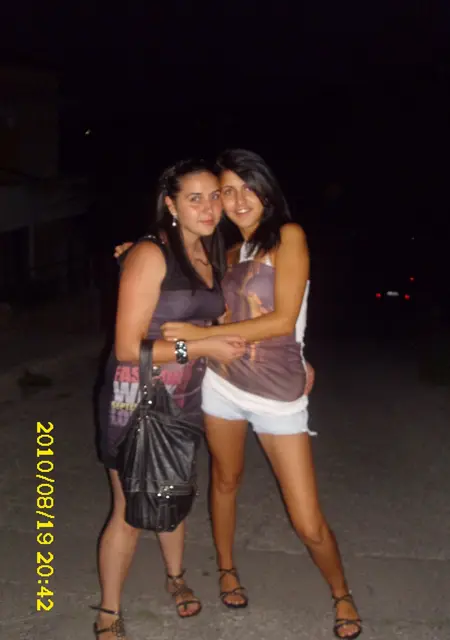 Я Алёна, 19, из Киндякова, ищу знакомство для общения