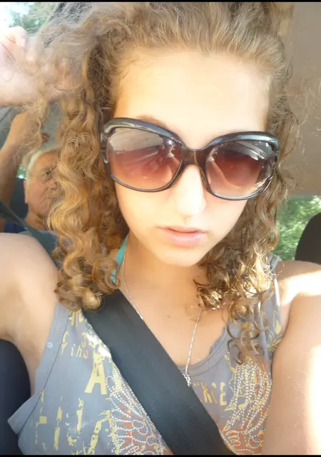 Сабина из Сумок, мне 19, познакомлюсь для вирта