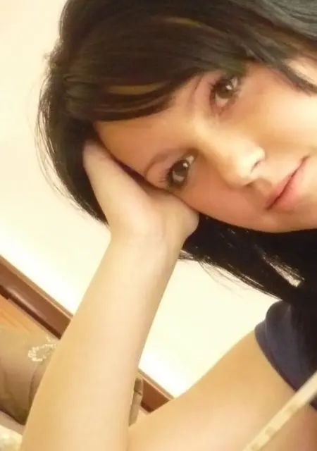 Я Диана, 25, из Ларева, ищу знакомство для общения