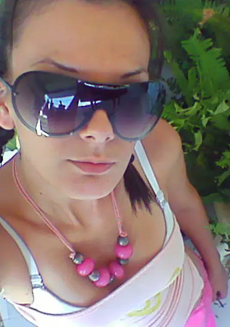 Милана из Островцев, мне 23, познакомлюсь для общения