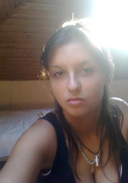 Злата из Красноуральска, мне 21, познакомлюсь для общения