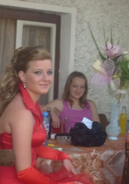 Роза из Костомукши, мне 22, познакомлюсь для общения