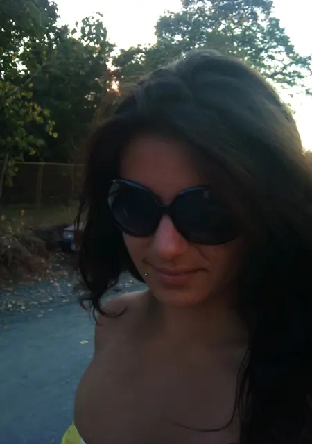 Я Анжела, 21, из Фридман, ищу знакомства на одну ночь