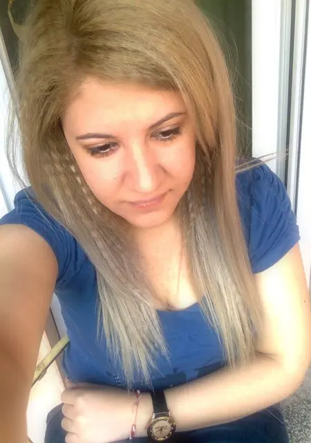 Злата из Парголова, мне 24, познакомлюсь для постоянных отношений