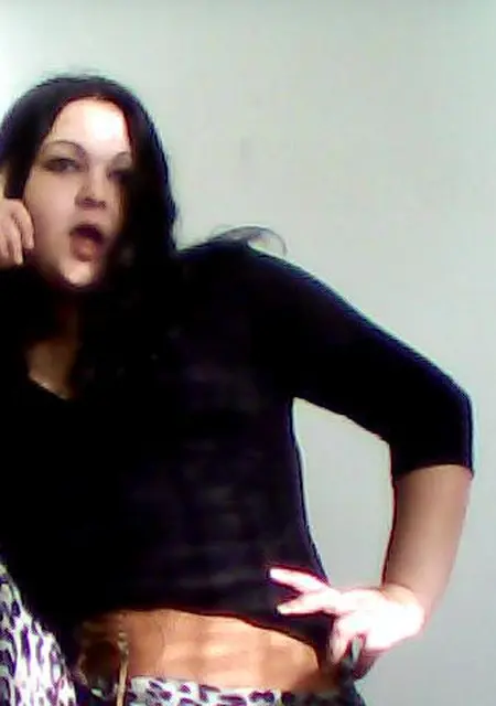 Я Мария, 23, из Карпова, ищу знакомство для постоянных отношений