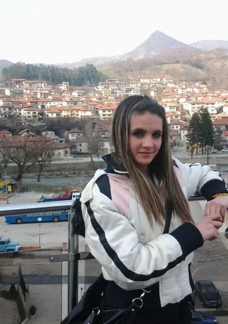 Я Елизавета, 18, знакомлюсь для общения в Фролове